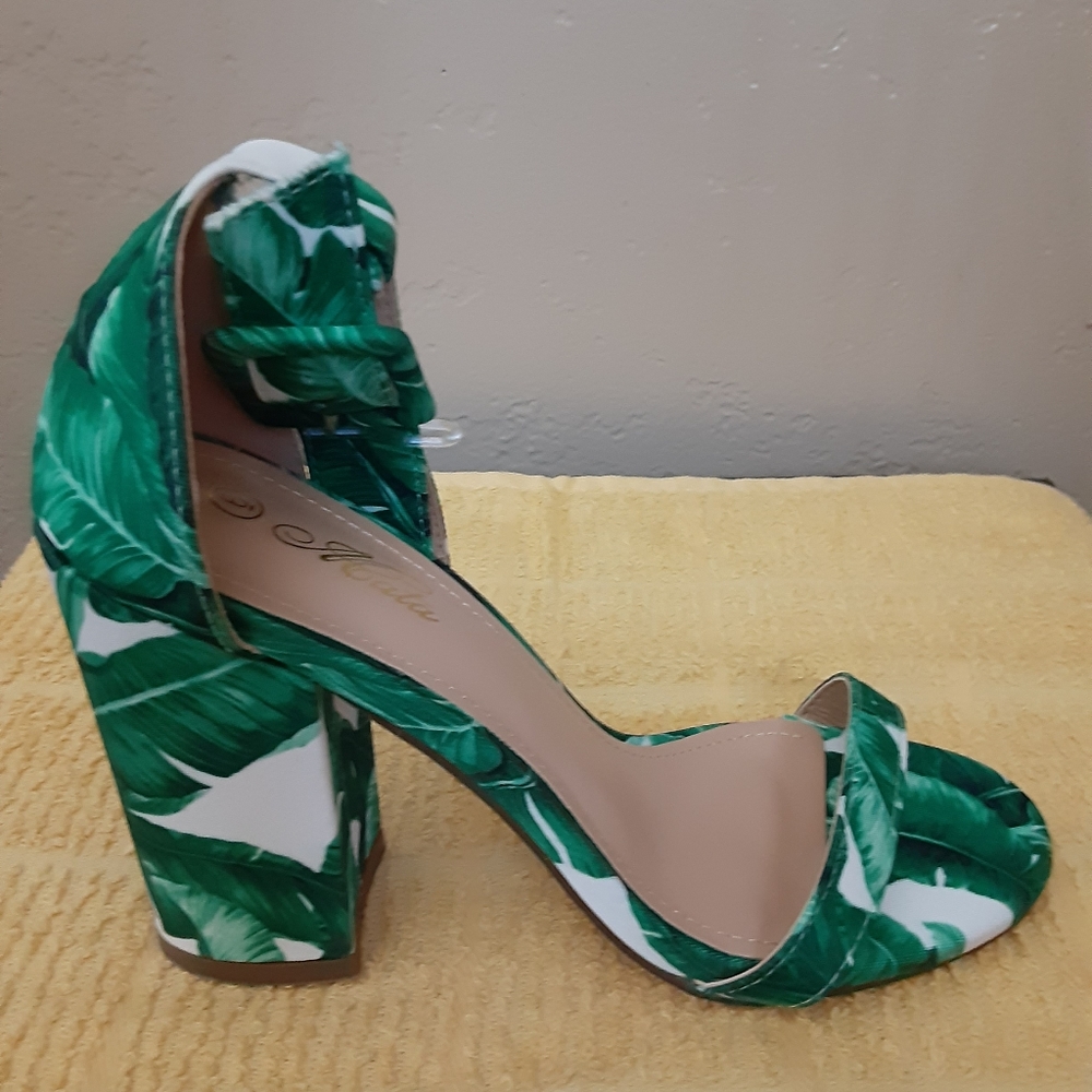 Women shoes